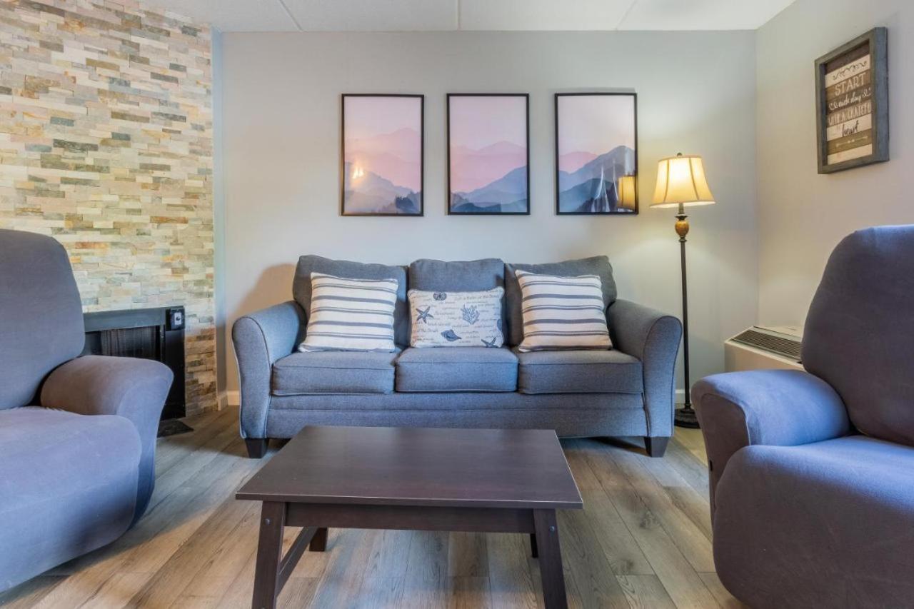 Family Bear Condos, Full King Suite, Kitchen, Pool Access Unit 103 Gatlinburg Luaran gambar